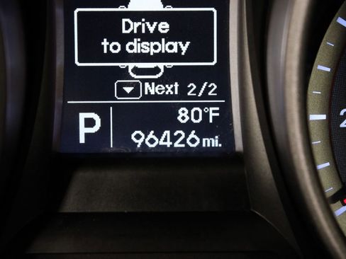 Used 2015 Hyundai Santa Fe Sport w/ Option Group 02 FWD image 27