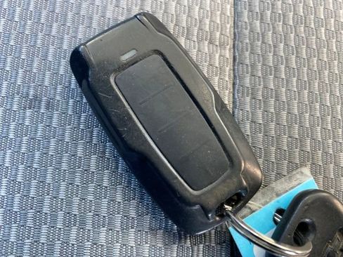 Used 2018 Chevrolet Silverado 1500 W/T image 22