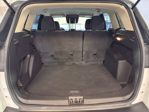 Used 2018 Ford Escape SE FWD image 30