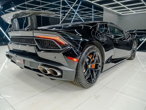 Used 2019 Lamborghini Huracan LP 580-2 image 18