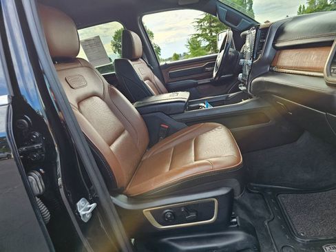 Used 2022 RAM 1500 Limited image 6