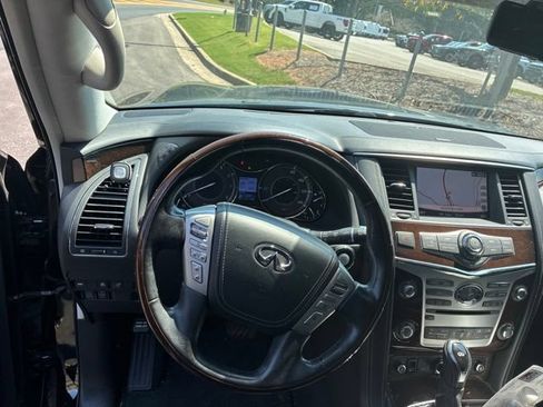 Used 2018 INFINITI QX80 2WD w/ Deluxe Technology Package image 11