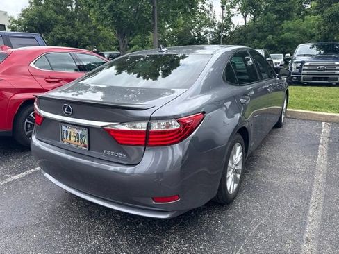 Used 2014 Lexus ES 300h w/ Luxury Package w/Bamboo Trim FWD image 5