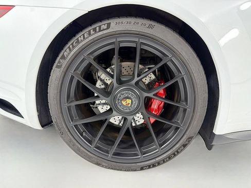 Certified 2019 Porsche 911 Targa 4 GTS AWD/4WD image 44