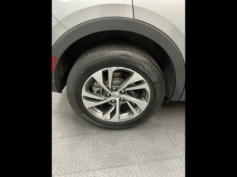 Used 2023 Buick Envision Essence FWD image 38