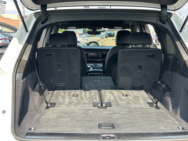 Used 2025 Audi Q7 3.0T Premium Plus AWD/4WD image 33