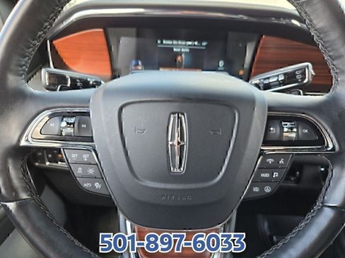 Used 2024 Lincoln Navigator Reserve AWD/4WD image 27