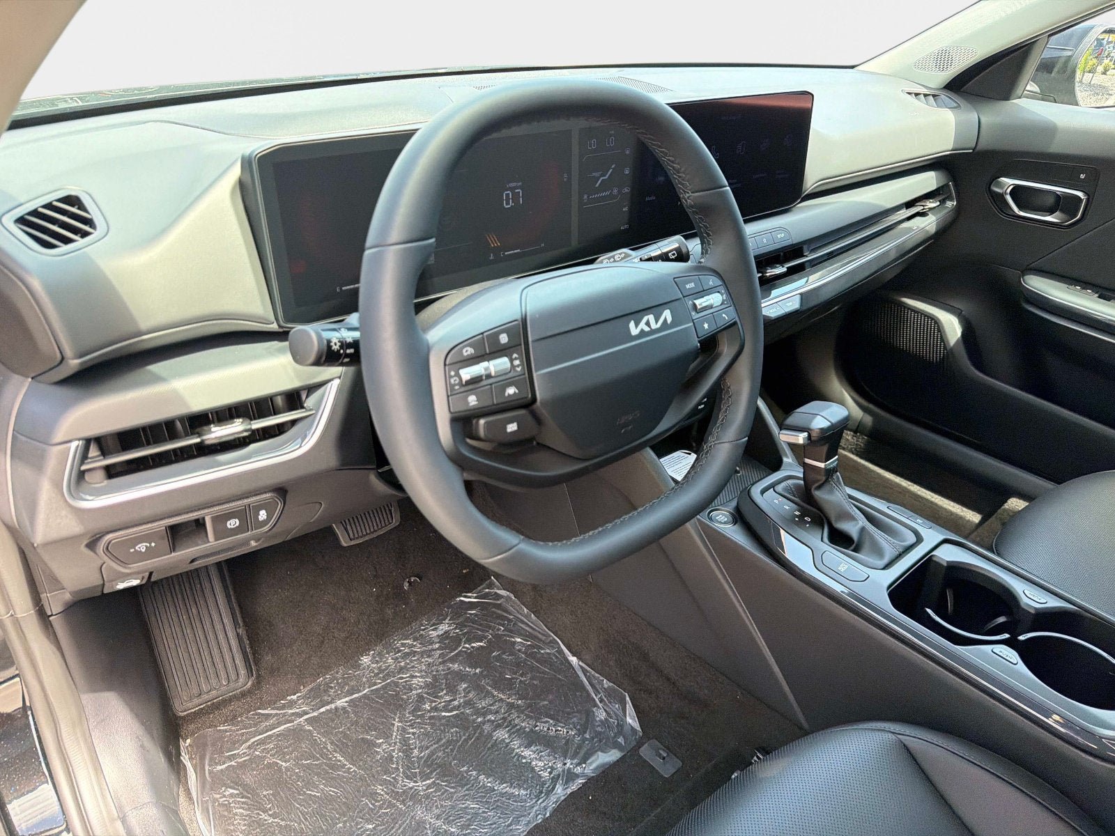 New 2026 Kia K4 EX FWD image 18
