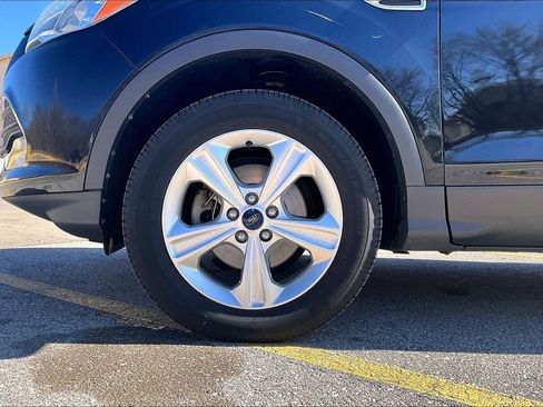 Used 2016 Ford Escape SE w/ Equipment Group 201A image 8