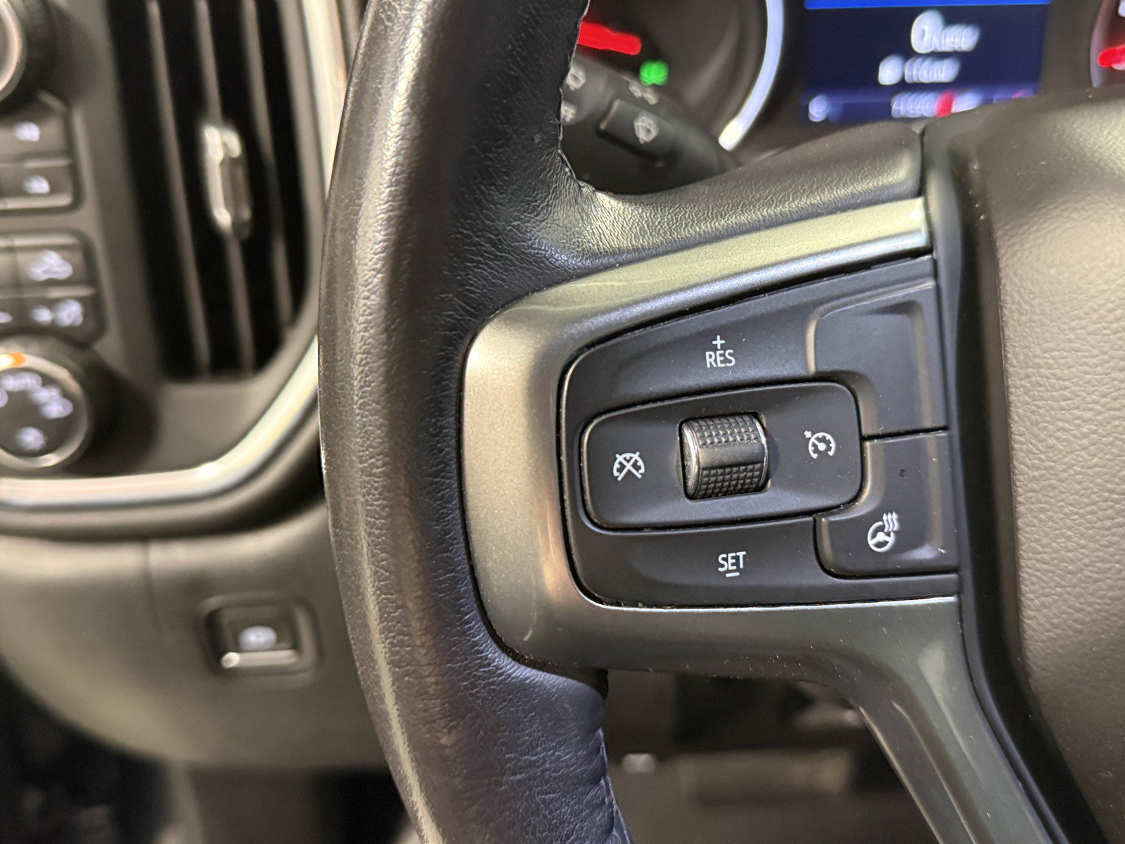 Used 2021 Chevrolet Silverado 1500 RST AWD/4WD image 22