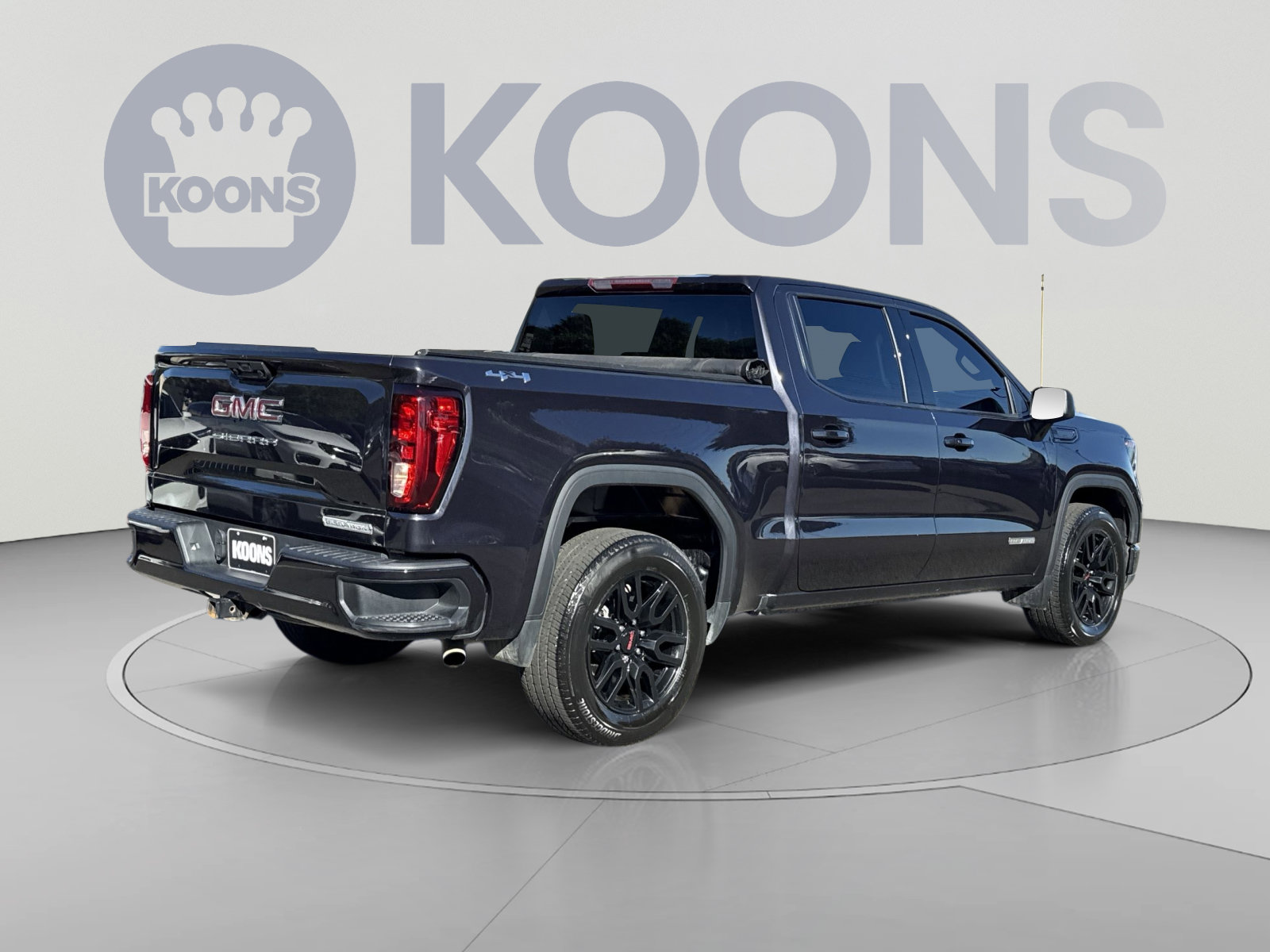 Used 2024 GMC Sierra 1500 Elevation AWD/4WD image 7
