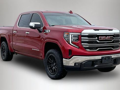 Used 2024 GMC Sierra 1500 SLT AWD/4WD image 1
