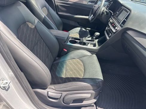 Used 2018 Hyundai Sonata Sport FWD image 9