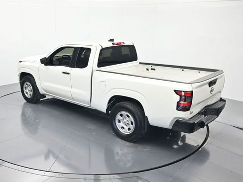 Used 2022 Nissan Frontier S RWD image 32