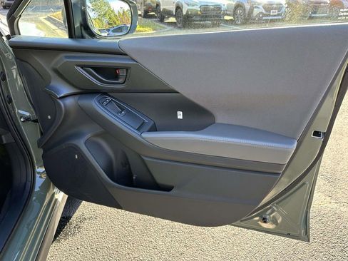 Used 2026 Subaru Crosstrek 2.0i Premium image 8