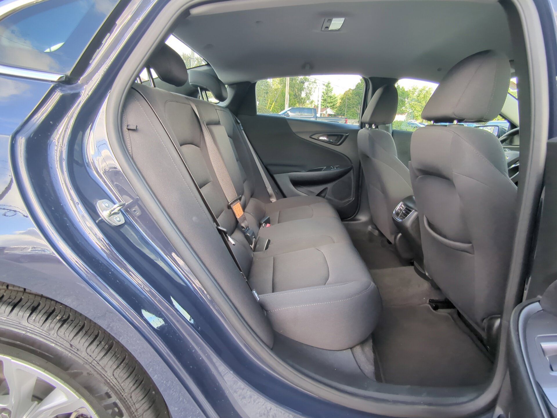Used 2025 Chevrolet Malibu LT FWD image 10