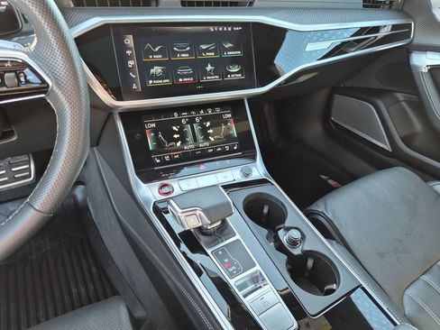 Certified 2022 Audi S7 Prestige image 23