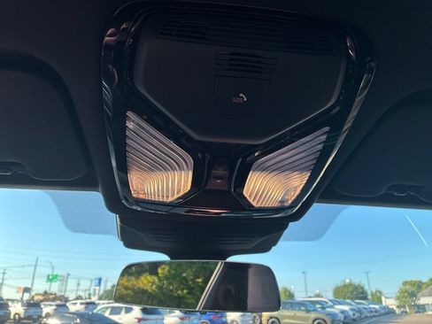 Used 2026 BMW X6 M60i AWD/4WD image 17
