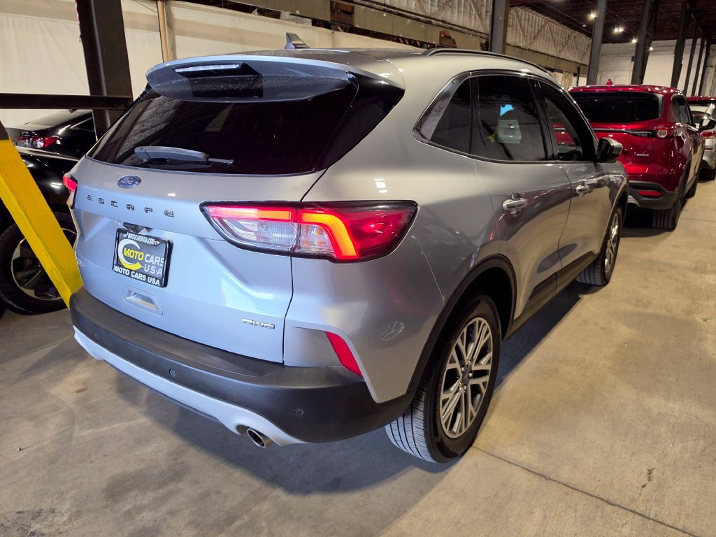 Used 2021 Ford Escape SEL AWD/4WD image 2