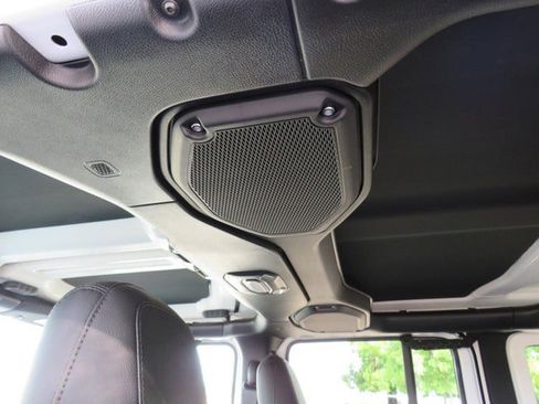 New 2023 Jeep Wrangler Rubicon w/ Steel Bumper Group image 28