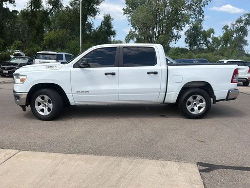 Used 2023 RAM 1500 Big Horn AWD/4WD image 2