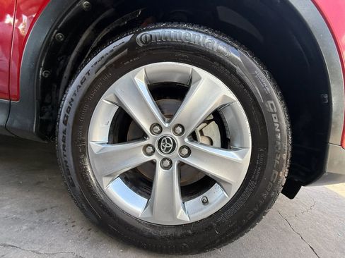 Used 2015 Toyota RAV4 XLE FWD image 23