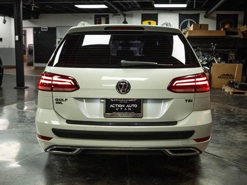 Used 2018 Volkswagen Golf SEL FWD image 6