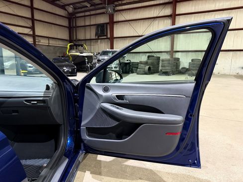 Used 2021 Hyundai Sonata SE image 24