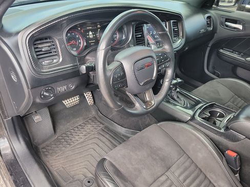 Used 2019 Dodge Charger Scat Pack w/ Daytona Edition Group image 3