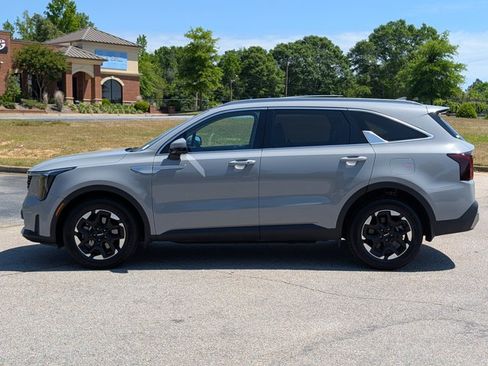 Used 2025 Kia Sorento S w/ Panoramic Sunroof Package FWD image 27
