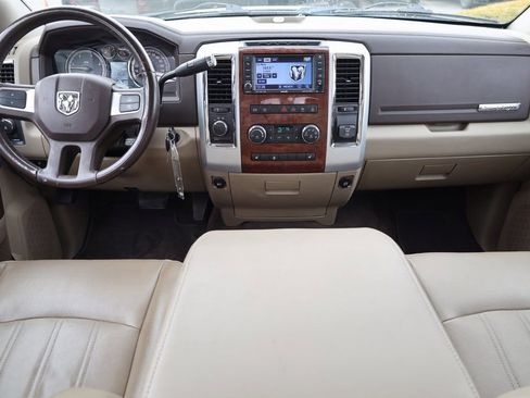 Used 2011 RAM 2500 Laramie w/ Cold Weather Group image 18