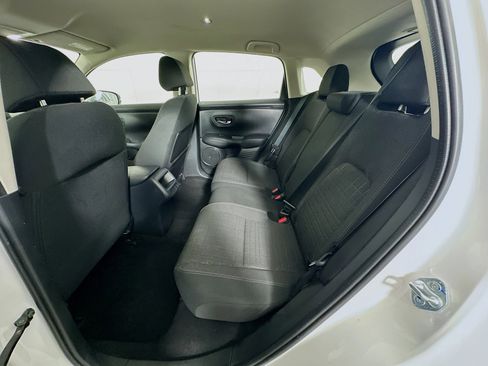 Used 2025 Honda HR-V LX image 27