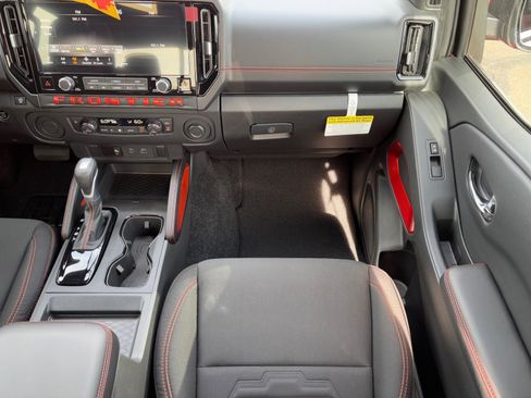 New 2025 Nissan Frontier Pro-X image 17