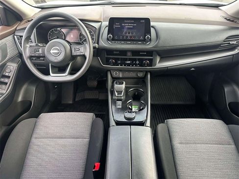 Certified 2023 Nissan Rogue SV image 13