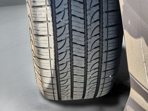 Used 2022 Lexus GX 460 Luxury w/ Off Road Package image 39