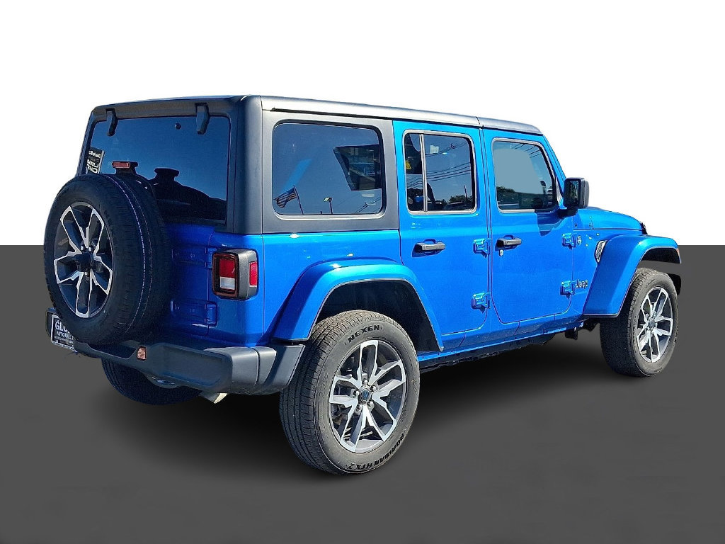 Used 2024 Jeep Wrangler Unlimited w/ Convenience Group AWD/4WD image 7