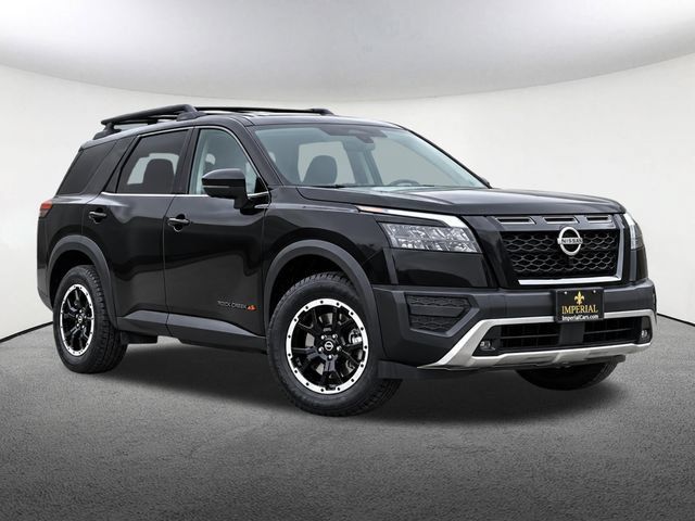 Used 2023 Nissan Pathfinder Rock Creek AWD/4WD image 2