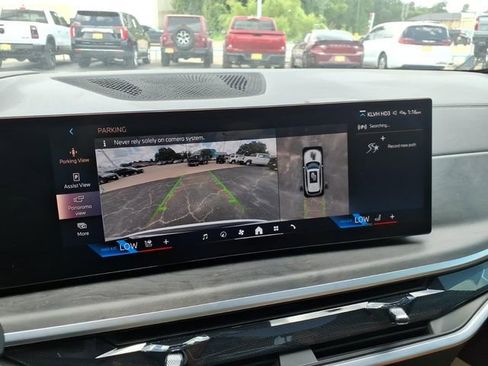 Used 2025 BMW X5 sDrive40i w/ Premium Package RWD image 27
