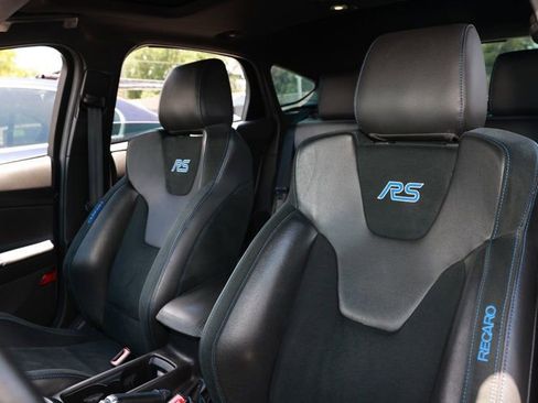 Used 2016 Ford Focus RS AWD/4WD image 9