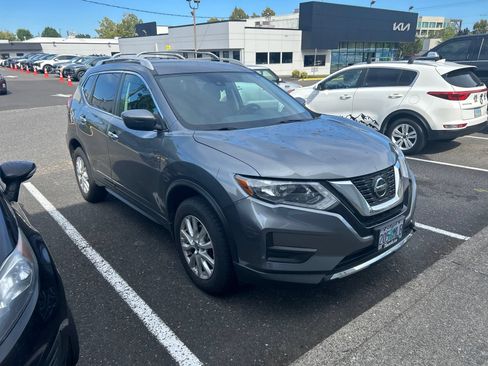 Used 2020 Nissan Rogue S w/ Special Edition Package AWD/4WD image 2