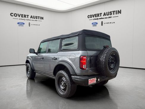 Used 2022 Ford Bronco Black Diamond AWD/4WD image 3