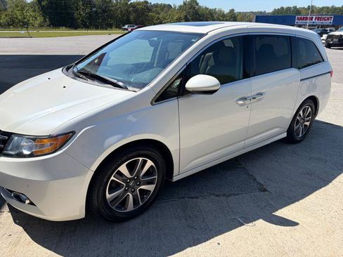Used 2014 Honda Odyssey Touring image 6