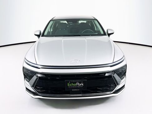 Used 2025 Hyundai Sonata SEL image 2