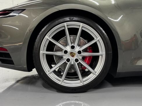 Used 2020 Porsche 911 Carrera S image 34