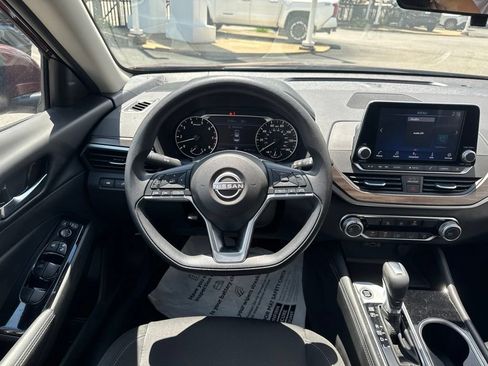 Used 2023 Nissan Altima 2.5 SV AWD/4WD image 26