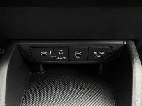 Used 2025 Kia K4 LXS image 26