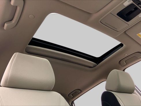 Used 2024 Honda CR-V EX image 14