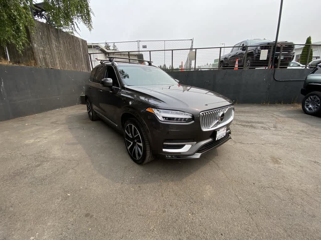 Used 2023 Volvo XC90 B6 Plus w/ Protection Package AWD/4WD image 8