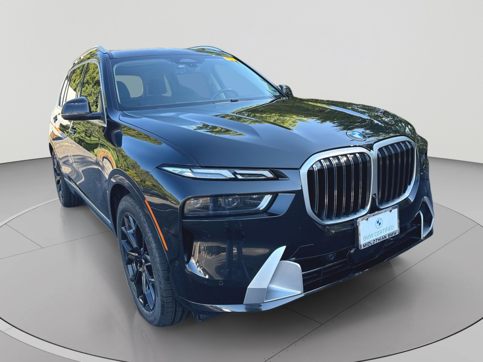 Certified 2024 BMW X7 xDrive40i w/ Premium Package AWD/4WD image 3