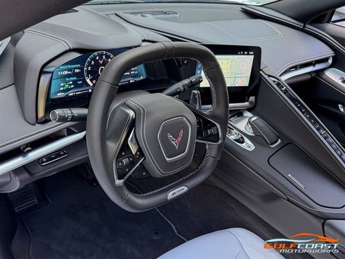 Used 2025 Chevrolet Corvette Z06 RWD image 28